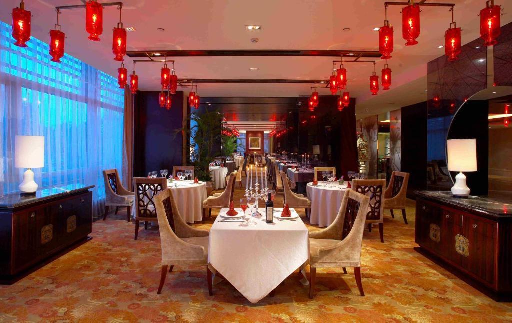 New Century Grand Hotel Peking Exteriör bild